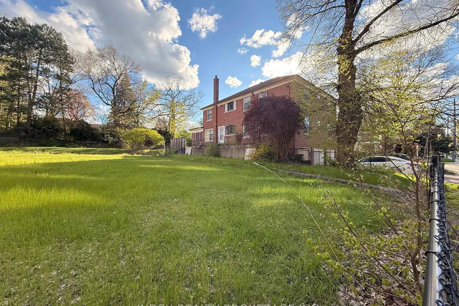 21 Anglesey Boulevard photo 5