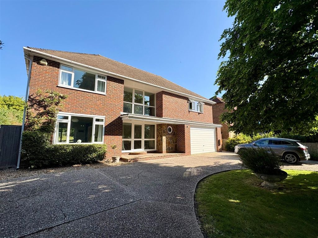 4 bed detached house to rentTorton Hill Road, Arundel BN18