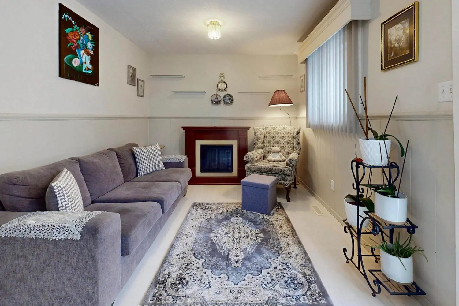 16 Grassington Crescent photo 2
