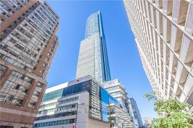 3702-386 Yonge Street, Toronto, ON, M5B 0A5
