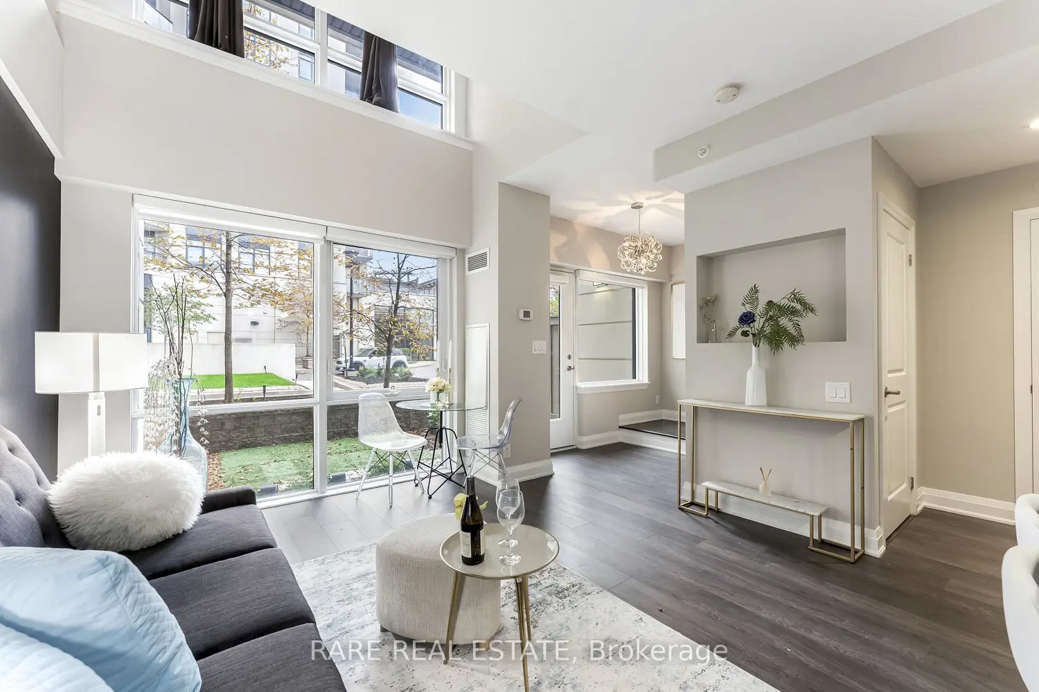 24 Woodstream Boulevard #118