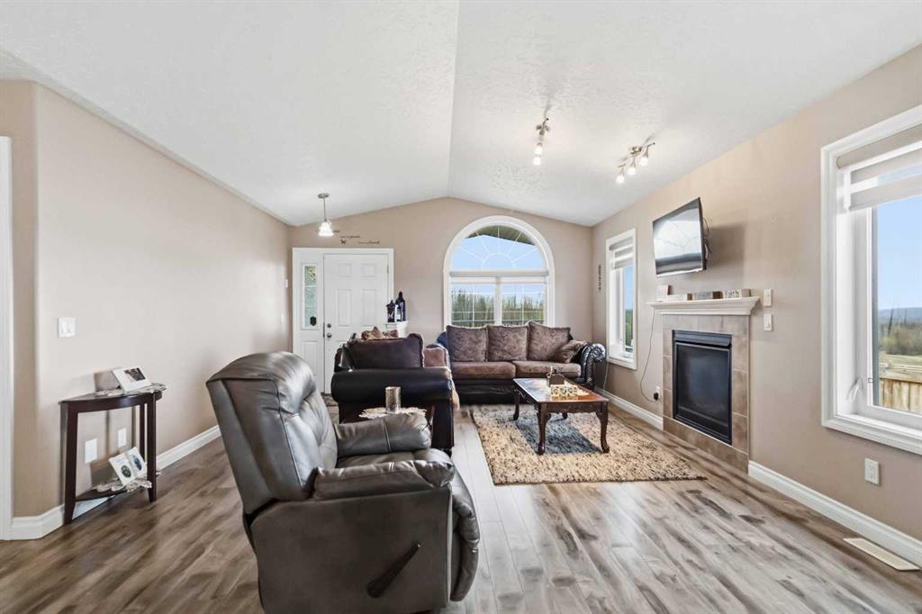 Additional image 6 of 445 Beacon Hill Drive, Fort Mcmurray, AB, T9H 2R7