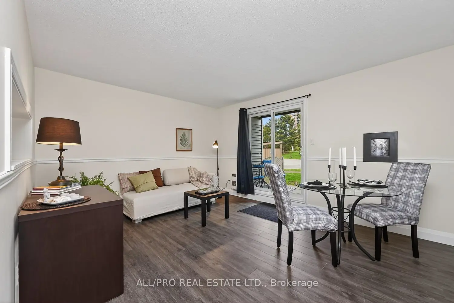 212 Viewmount Drive 111 photo 2