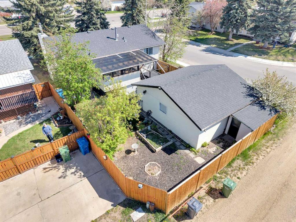 Additional image 6 of 3409 39 Street, Red Deer, AB, T4N 5T7