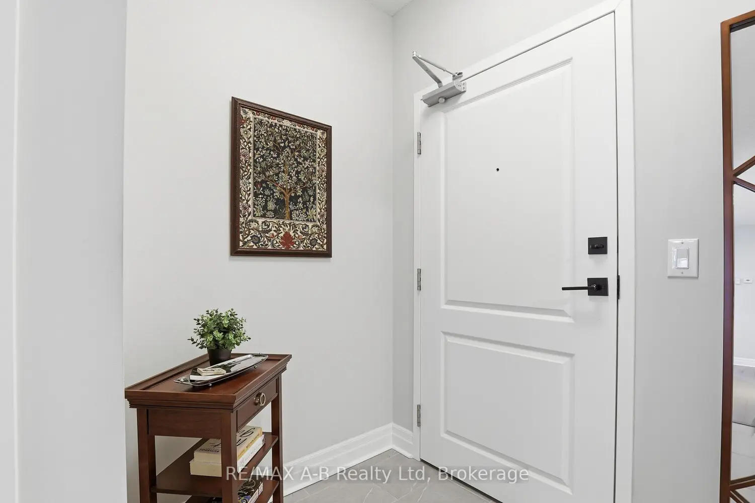 Additional image 3 of 235 John Street 208