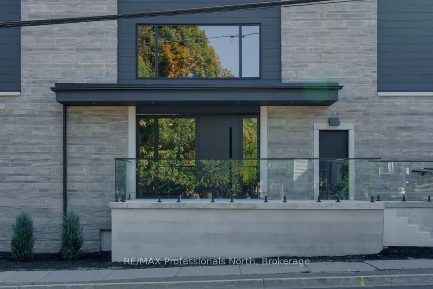 Additional image 11 of 32 Brunel Road 105