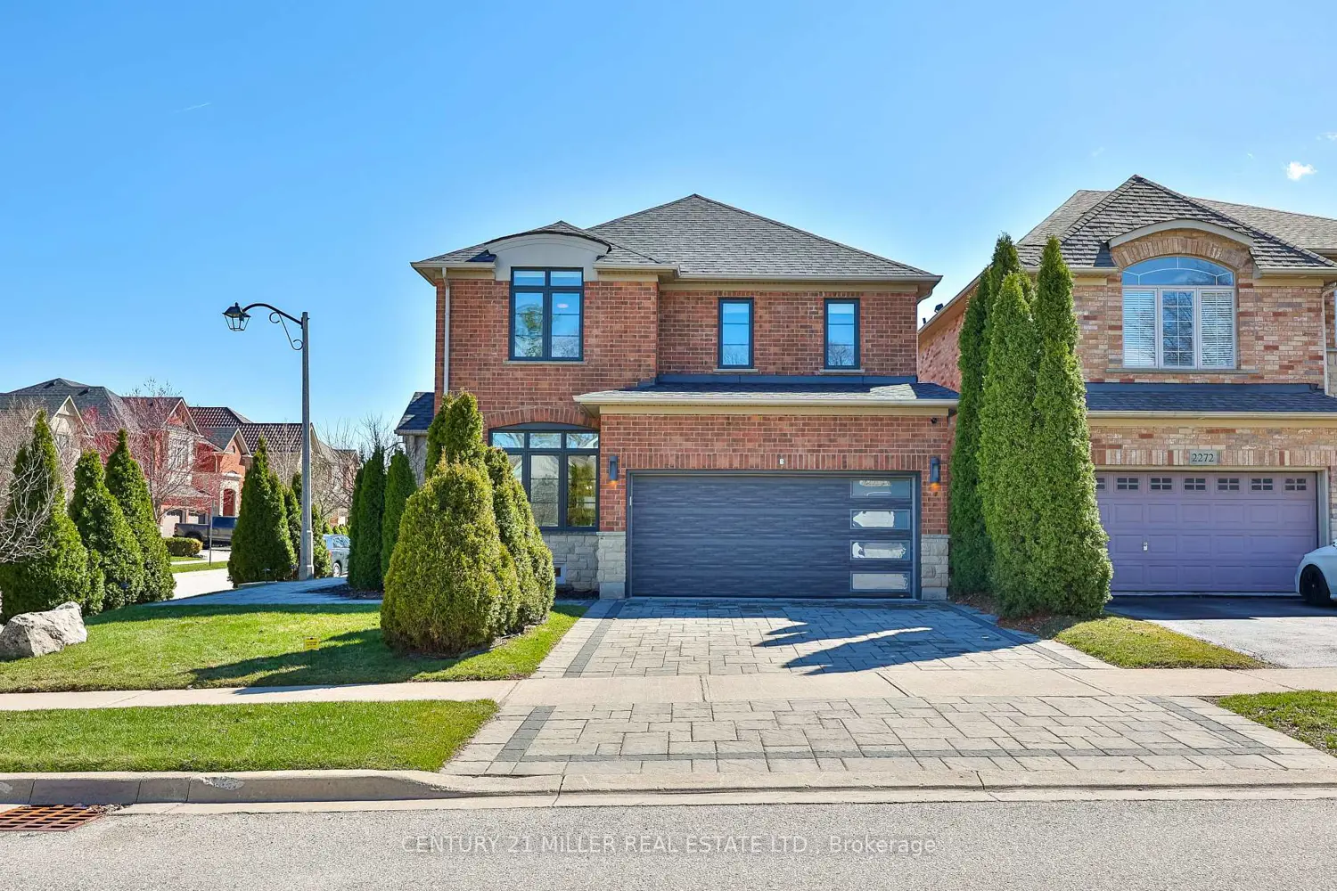2252 Dewsbury Drive