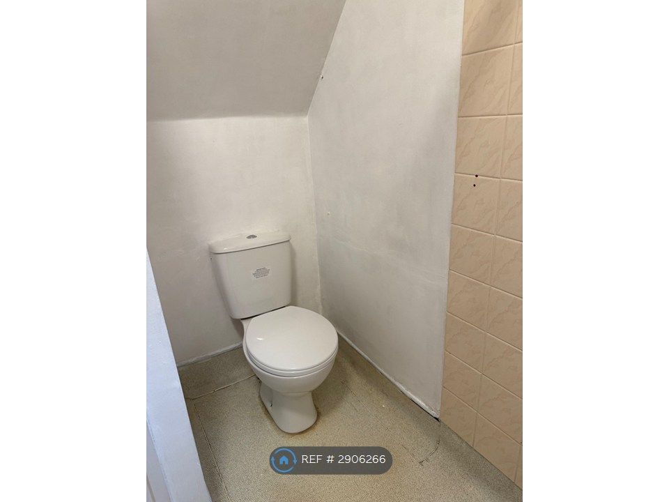 Additional image 25 of 3 bed semi-detached house to rentAuckland Road, Scunthorpe DN15