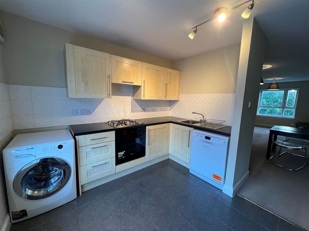 Additional image 4 of 2 bed flat to rentBeneagles Court, Auchterarder PH3
