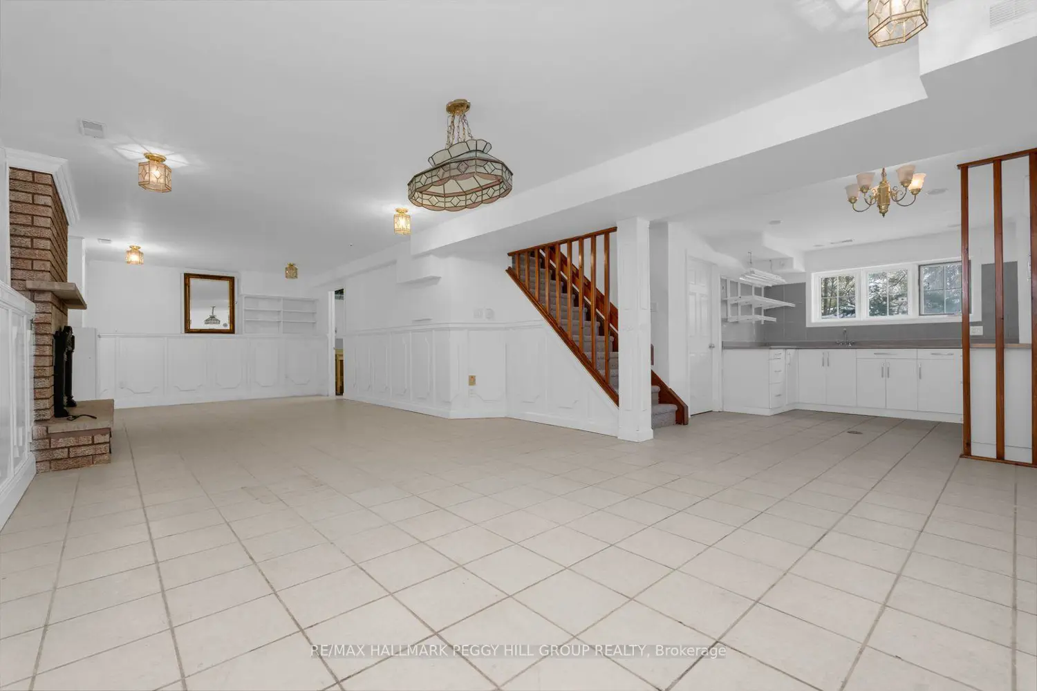 Additional image 13 of 395 Collins Drive
