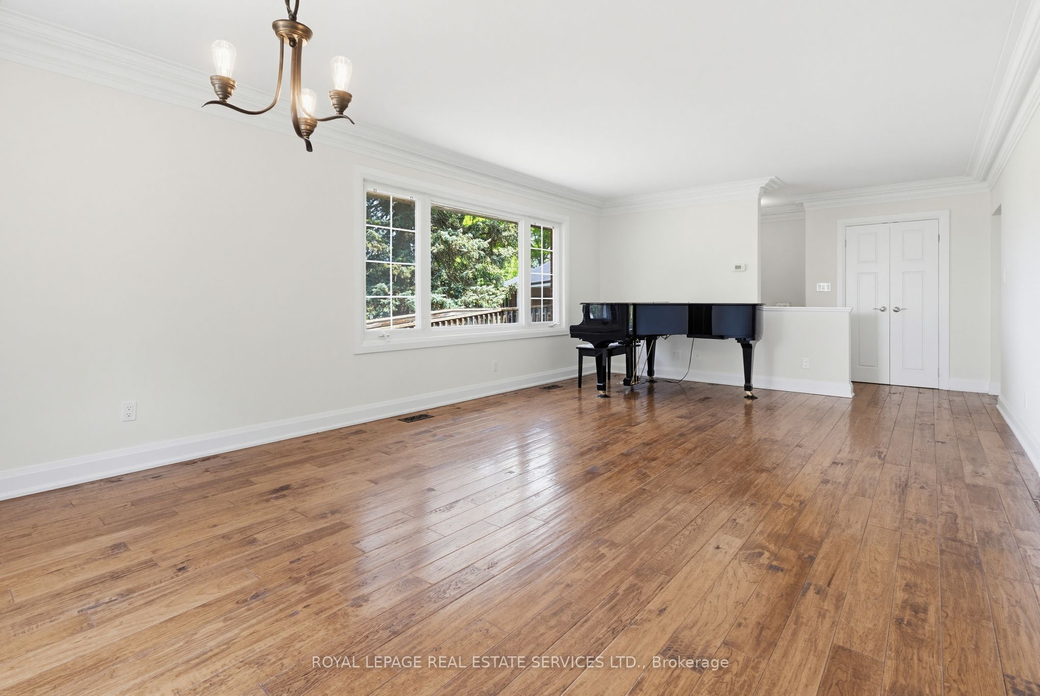 Additional image 4 of 652 Hillcrest Drive, Burlington, ON, L7R 3A7