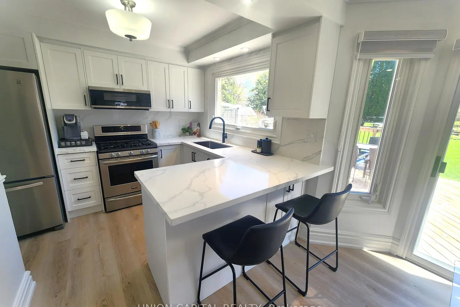 37 Carmody Lane photo 4