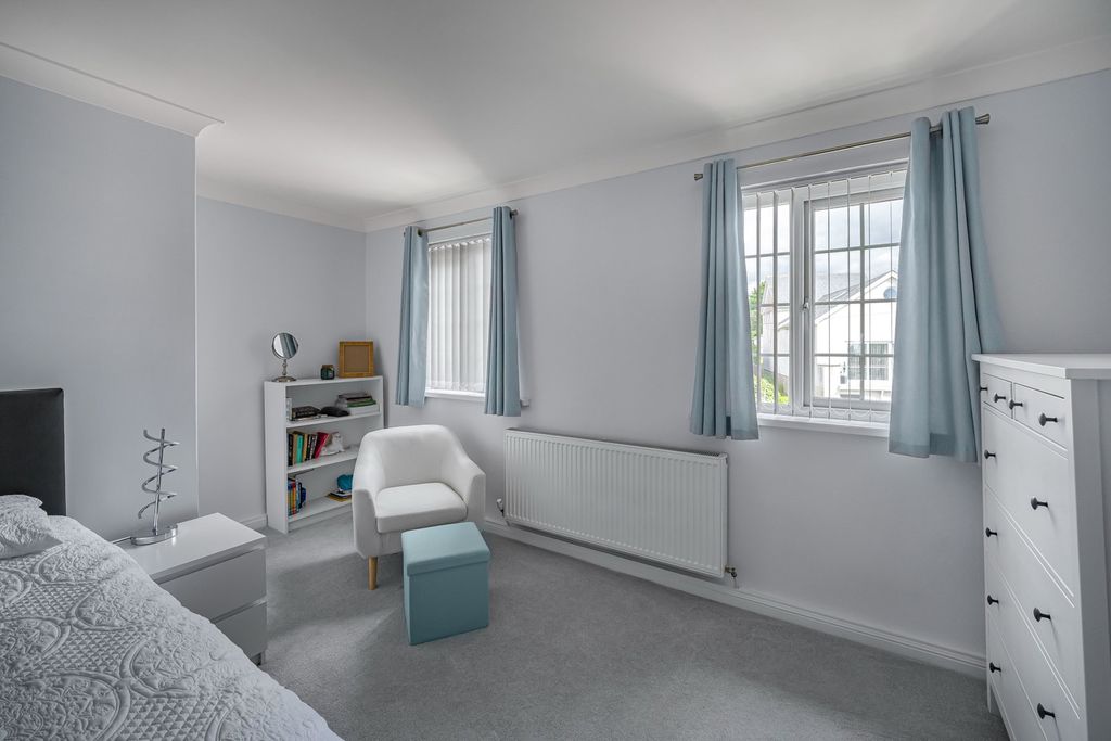 Additional image 10 of 2 bed flat for saleParkfields Road, Bridgend CF31