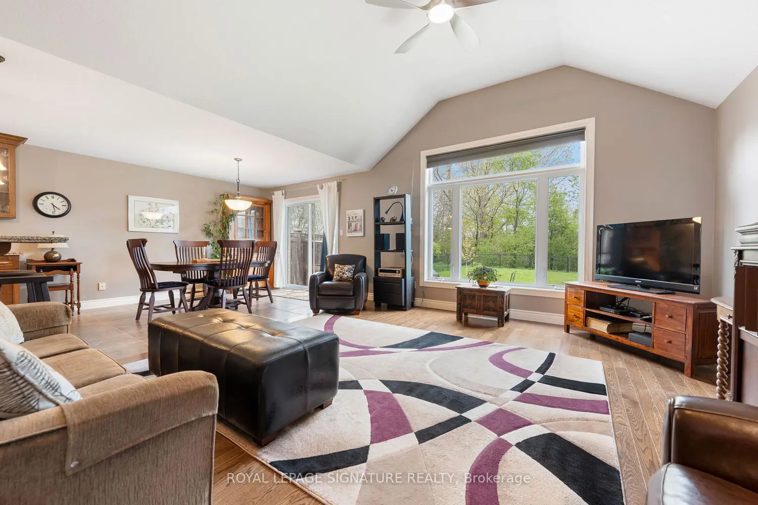 Additional image 8 of 81 Willowdale Crescent