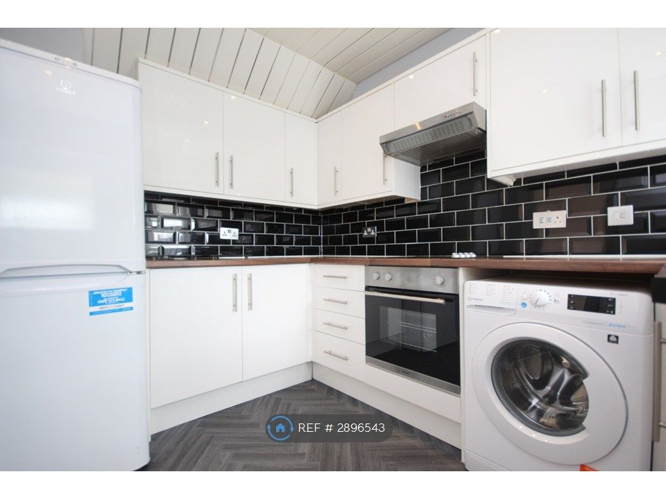 Additional image 4 of 2 bed semi-detached house to rentGibb Street, Chapelhall, Airdrie ML6