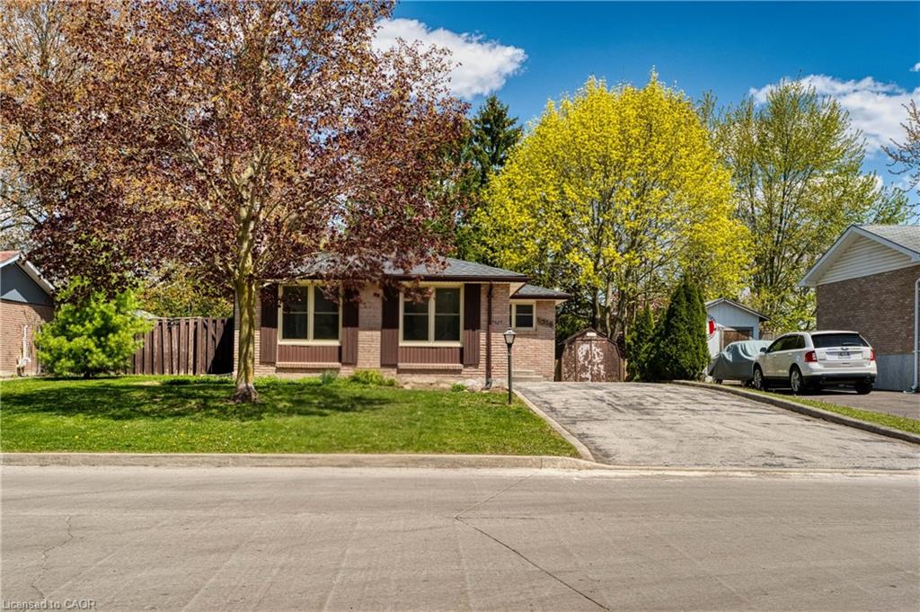1528 Limberlost Road, London, ON, N6G 2C8