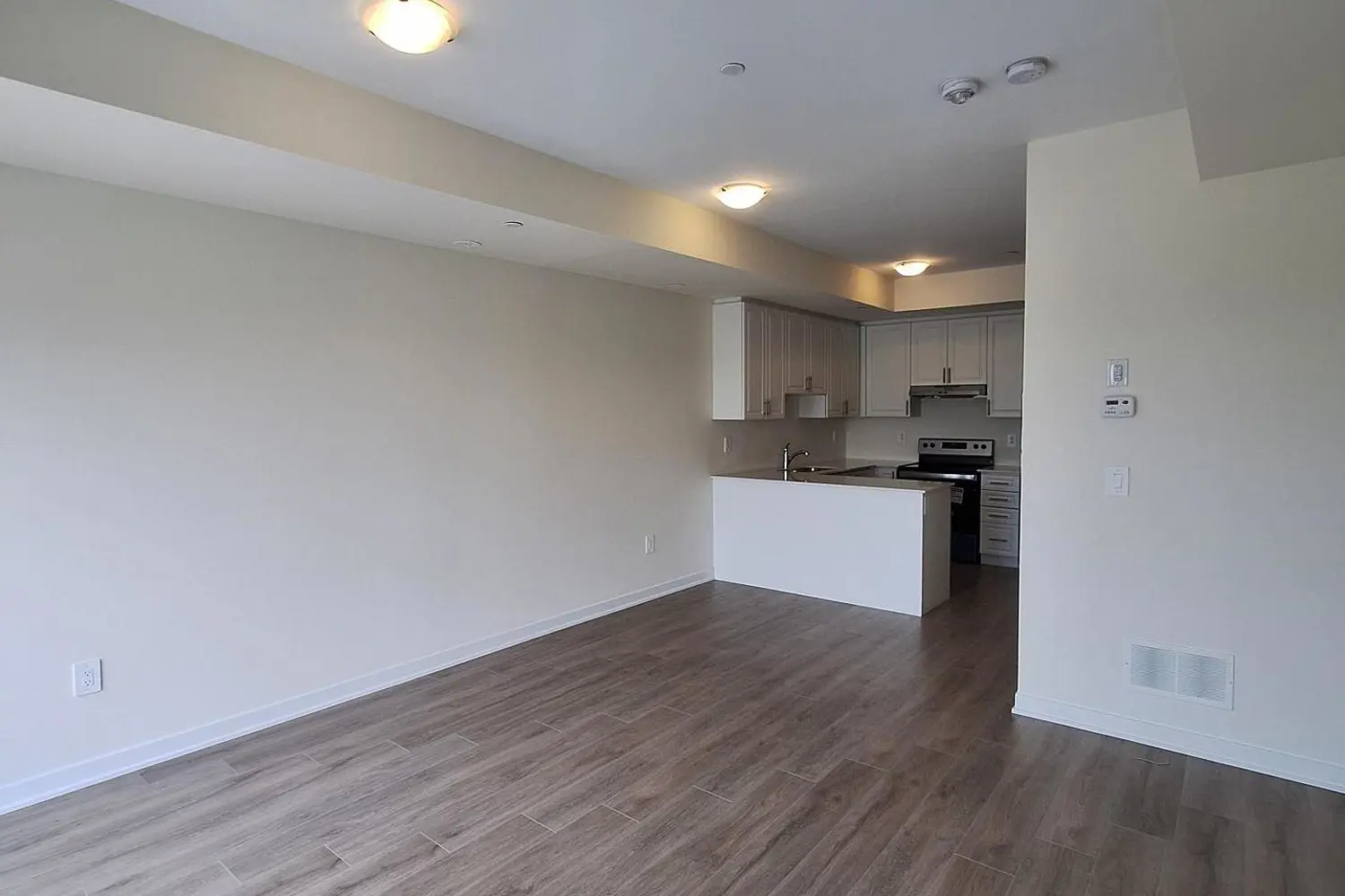 Additional image 2 of 1695 Dersan Street 304