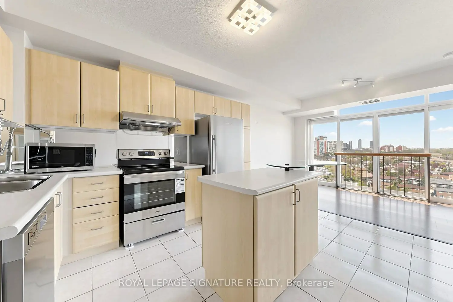 Additional image 3 of 200 Burnhamthorpe Road 1501