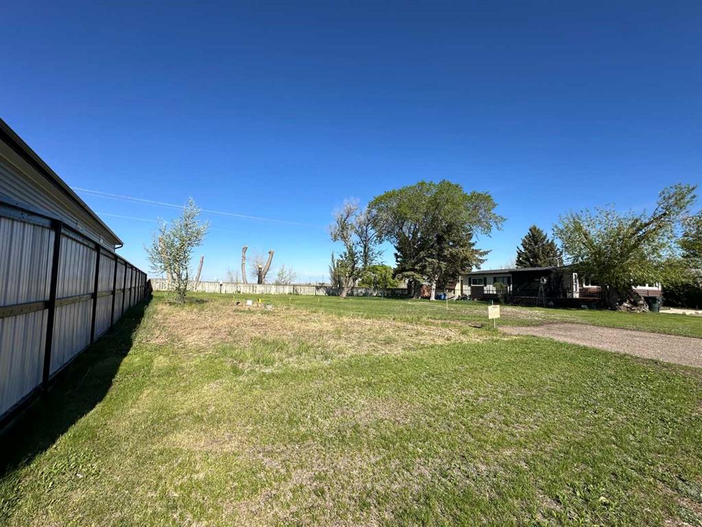 295 Fleet Street SW, Medicine Hat, AB, T1A7Z4