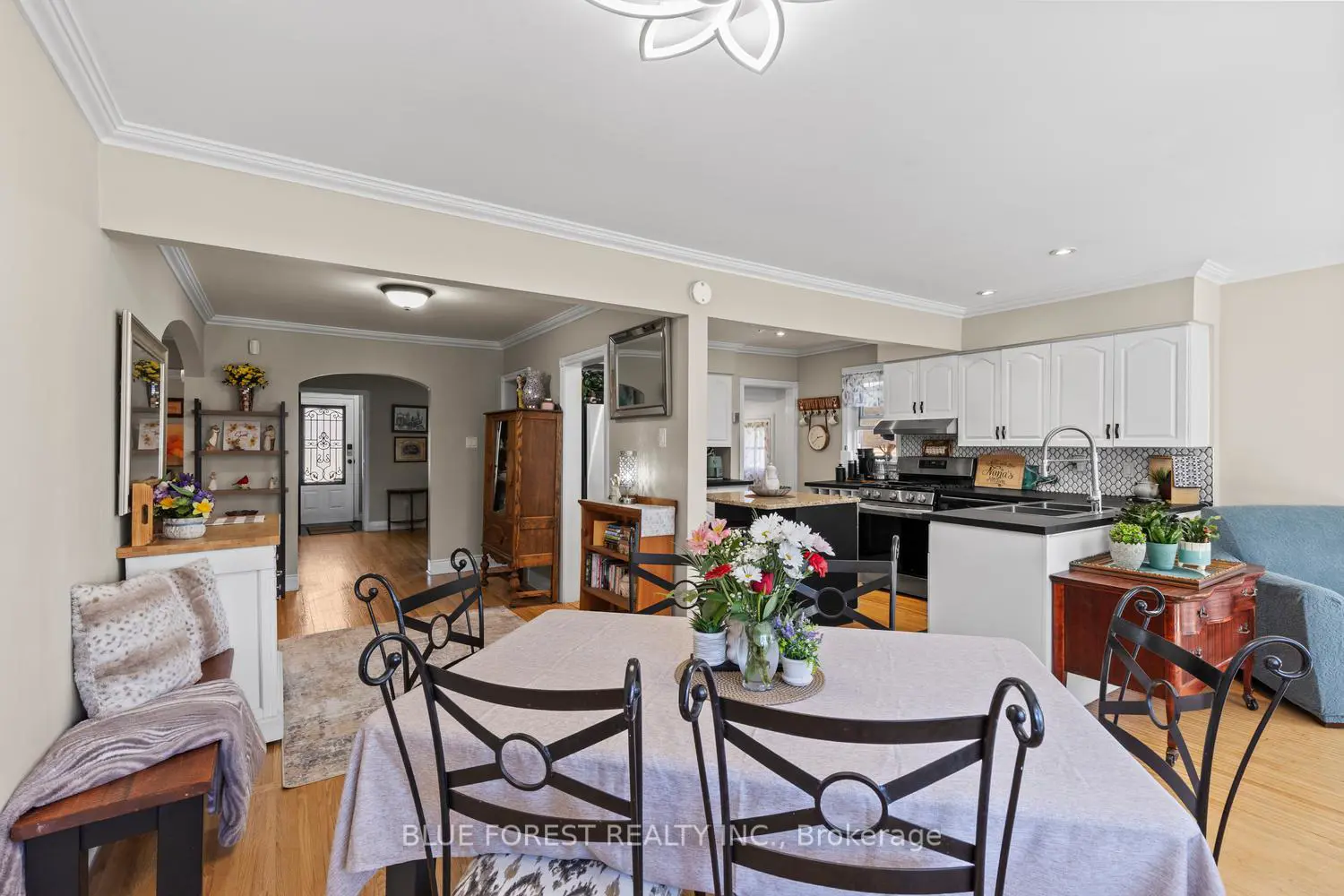 Additional image 6 of 7031 Beattie Street