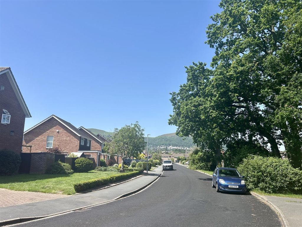Additional image 24 of 5 bed detached house to rentTeme Avenue, Malvern WR14