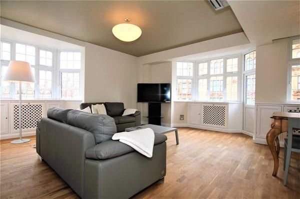 2 bed flat for salePrinces Court, 88 Brompton Road, Knightsbridge SW3