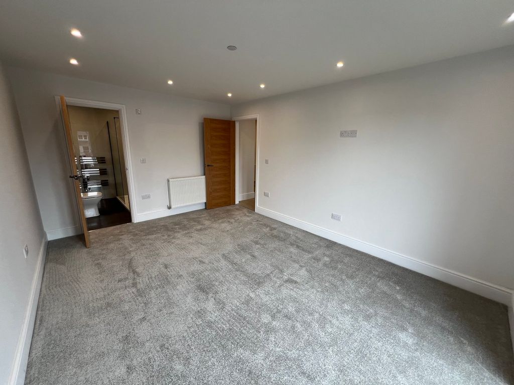 Additional image 10 of 1 bed flat to rentTregarn Road, Langstone, Newport NP18