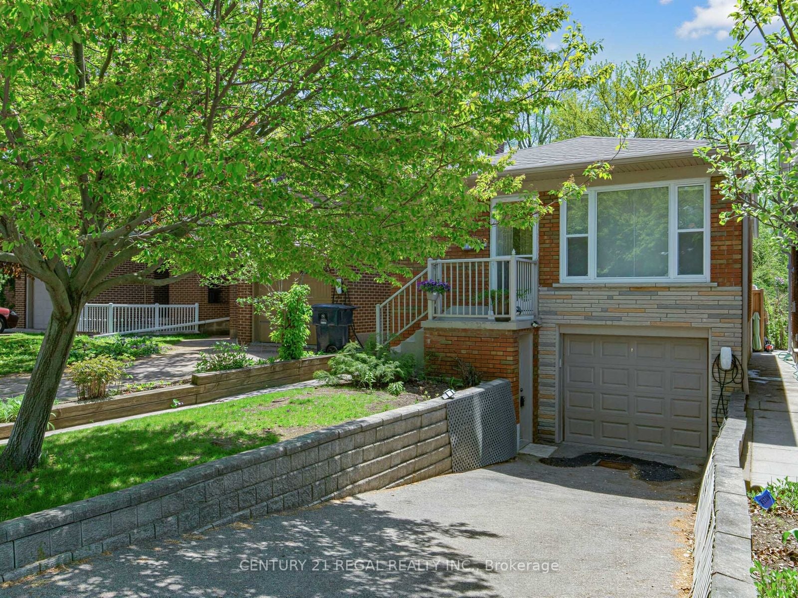 9 Craiglee Drive, Toronto, ON, M1N 2L7