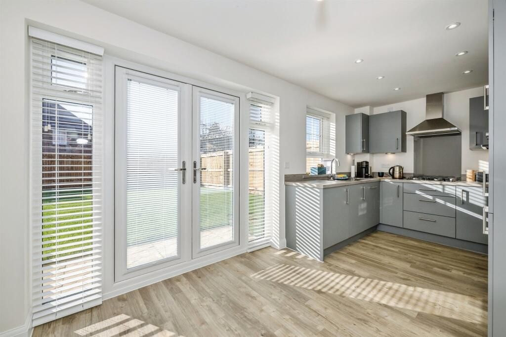 Additional image 3 of 3 bed property to rentLulworth Place, Peterborough PE7
