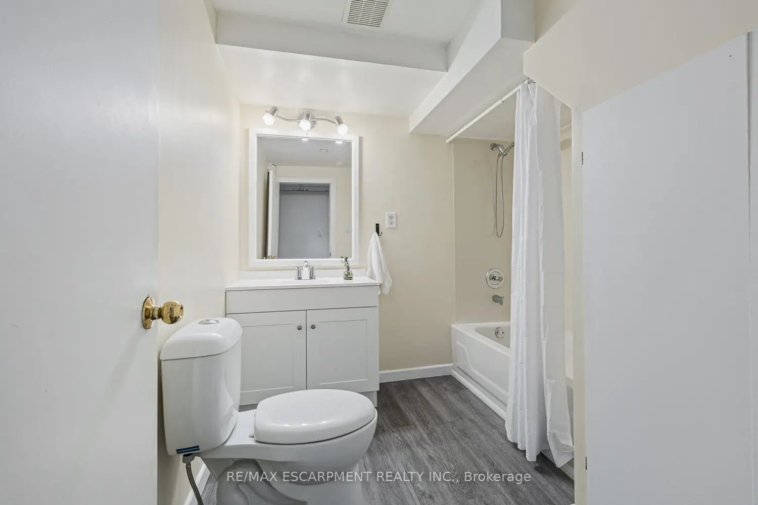 Additional image 16 of 56 Cavendish Crescent