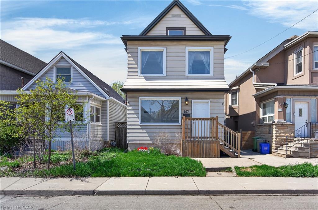 207 Rosslyn Avenue N, Hamilton, ON, L8L 7P8