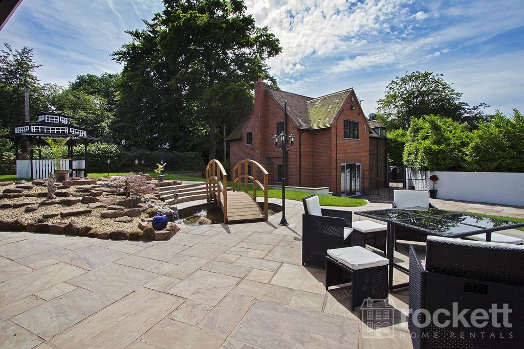 4 bed detached house to rentThe Coach House, Butterton, Newcastle Under Lyme, Staffordshire ST5