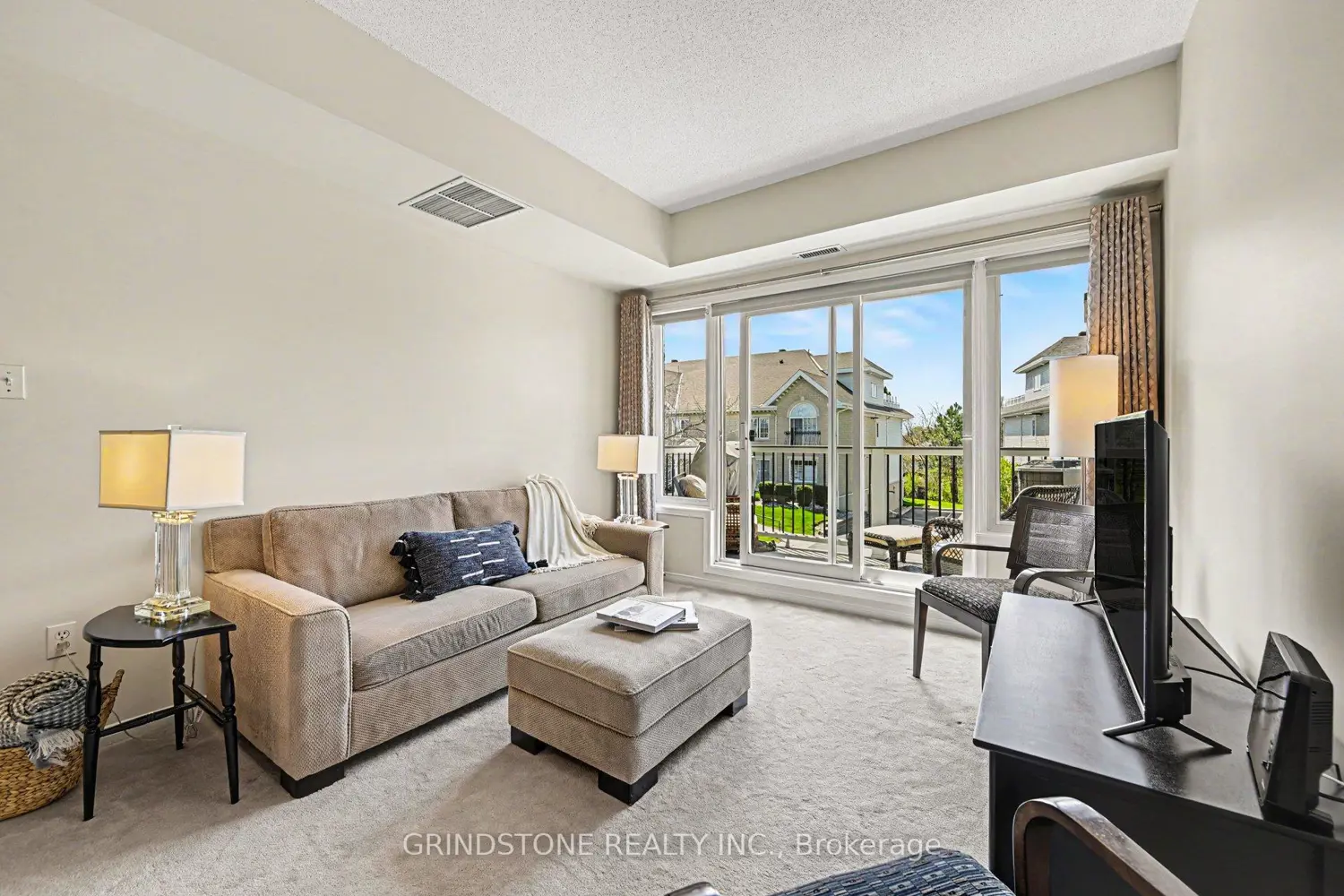 Additional image 5 of 100 Robson Court