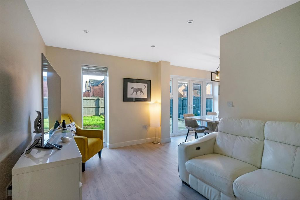 Additional image 5 of 4 bed detached house for saleRoundhill Road, Hurworth, Darlington DL2