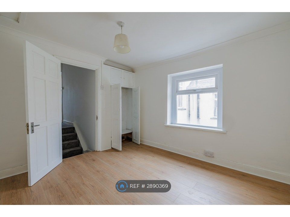 Additional image 24 of 3 bed terraced house to rentBarry Road, Barry CF63