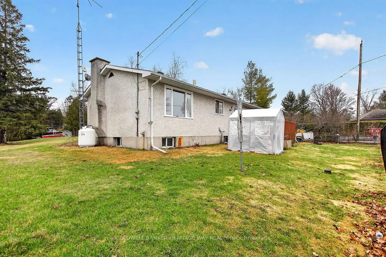 Additional image 19 of 106 Munro Lane
