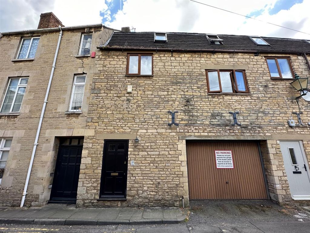 2 bed terraced house to rentChurch Street, St Martins, Stamford PE9