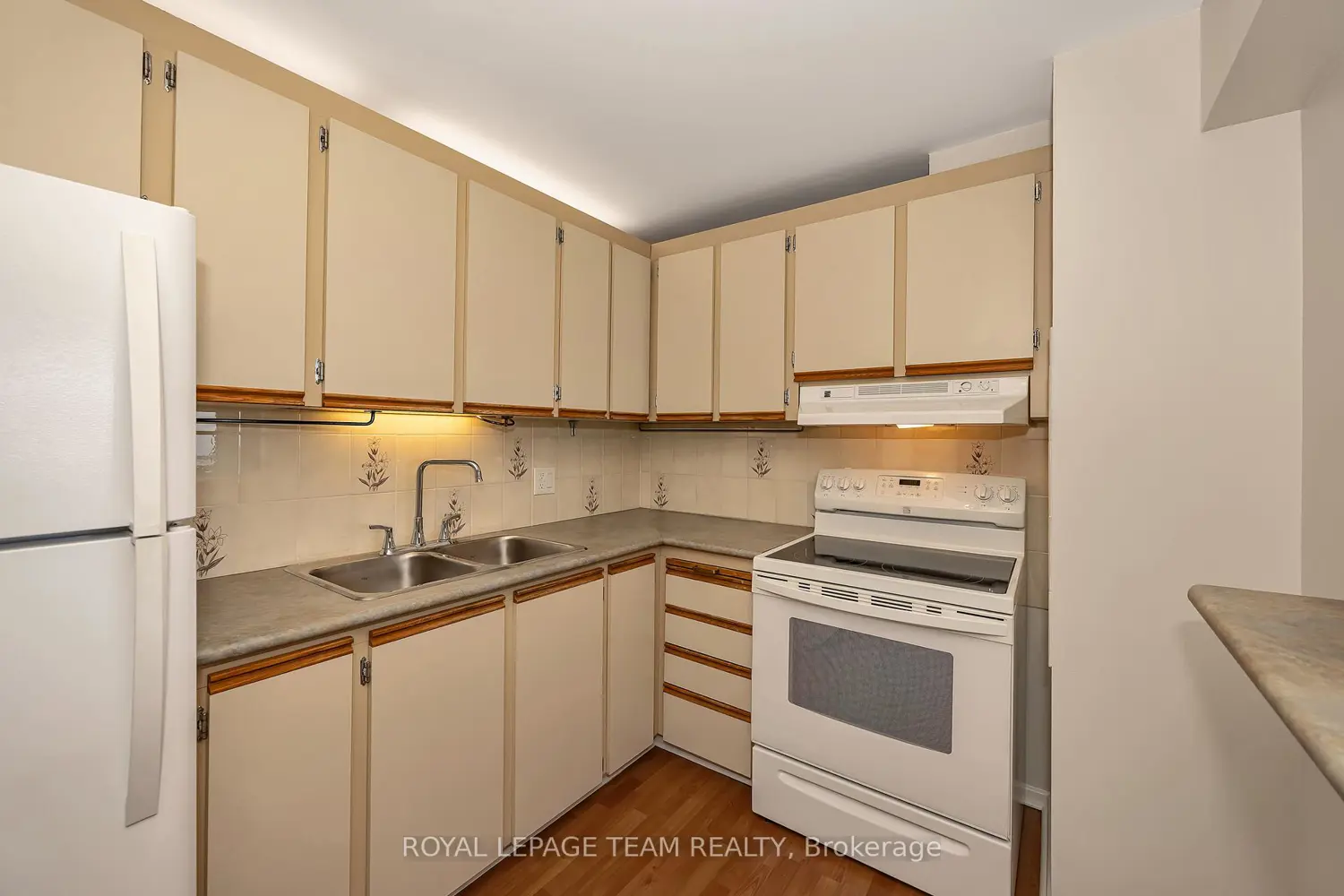 Additional image 4 of 1171 Ambleside Drive 2309