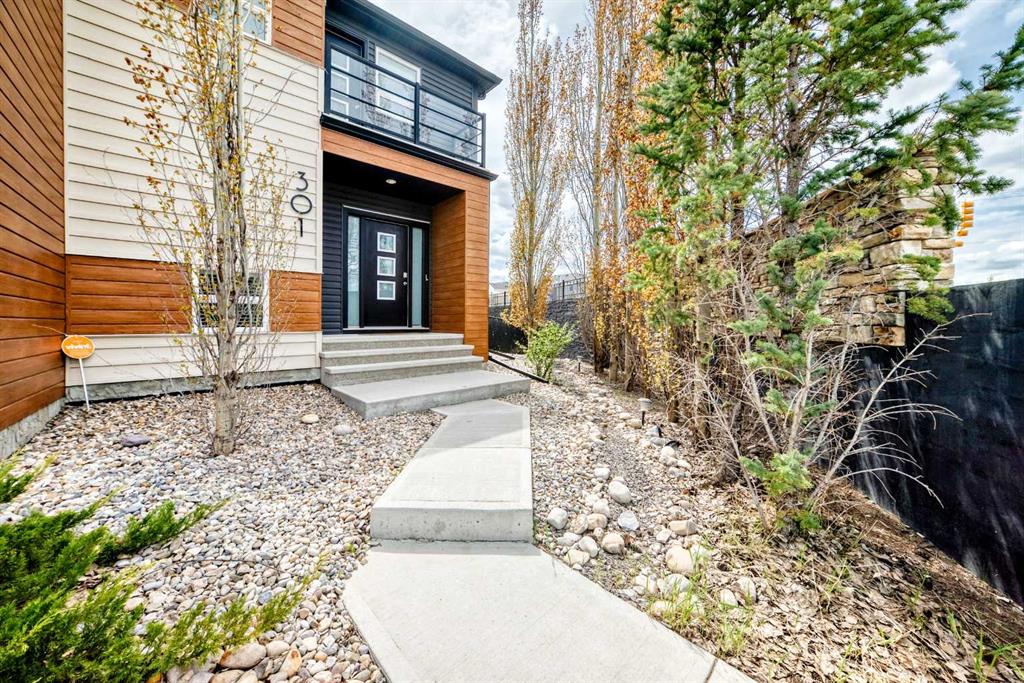 Additional image 2 of 301 Midtown Gate SW, Airdrie, AB, T4B 4C9