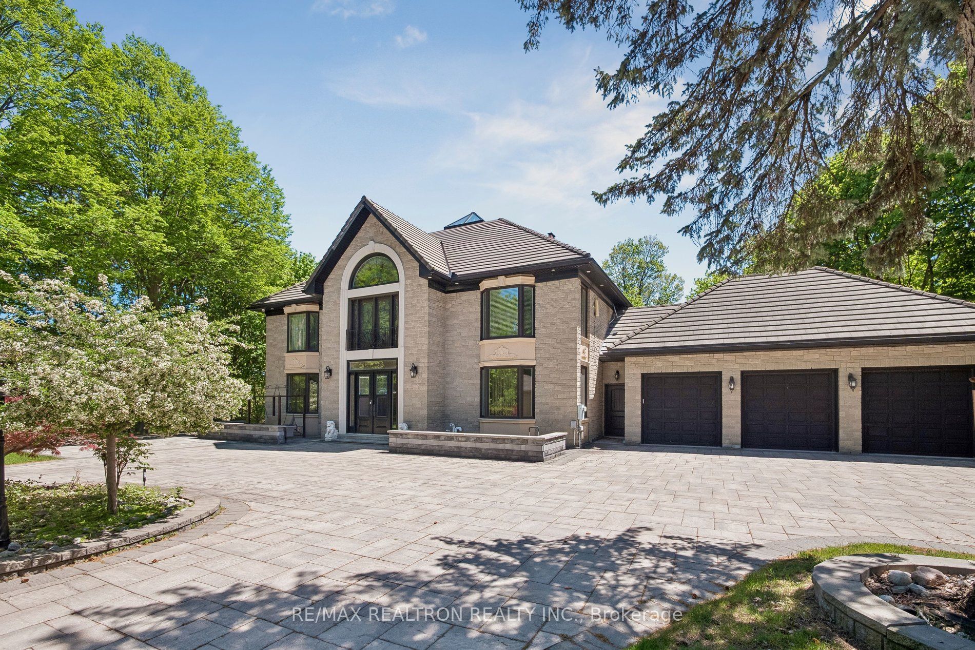 Additional image 2 of 59 Hi Mount Drive, Toronto, ON, M2K 1X3