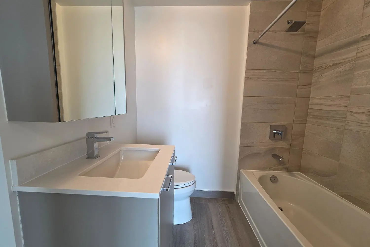 Additional image 7 of 120 Eagle Rock Way 608