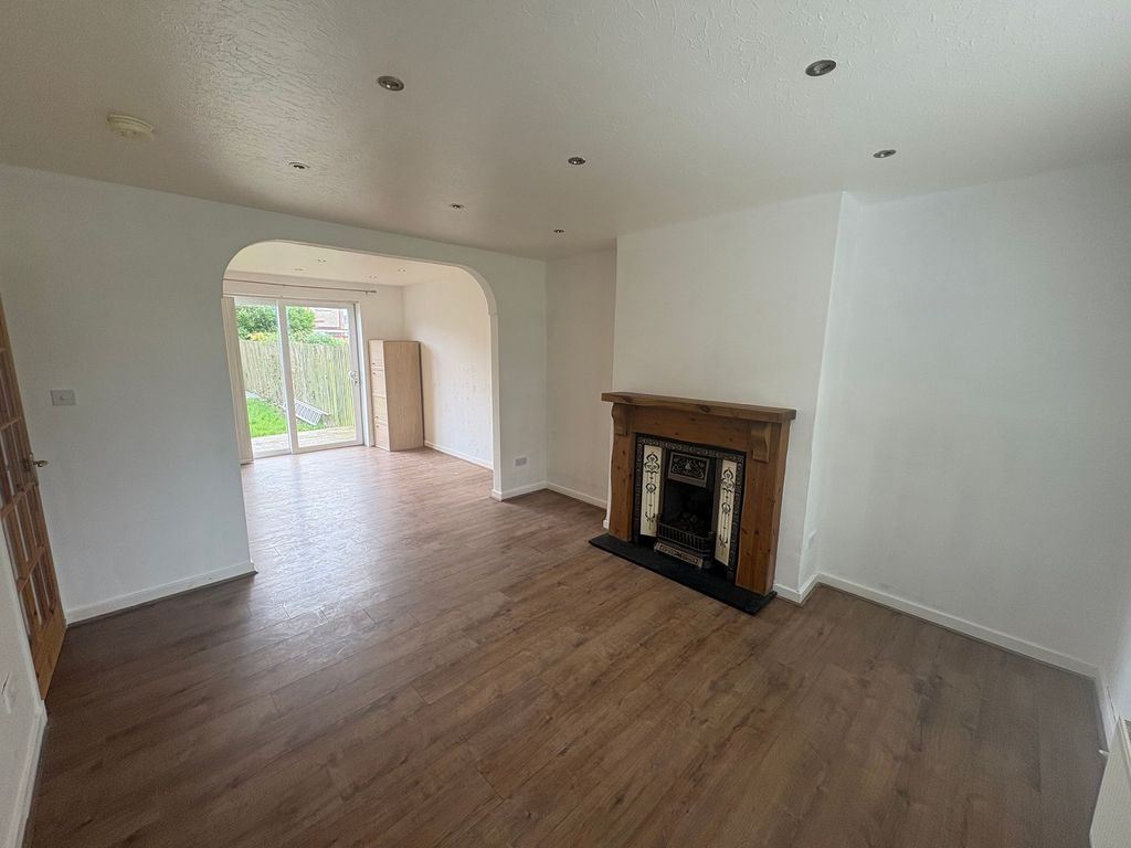 Additional image 2 of 3 bed semi-detached house to rentPaisley Road, Renfrew PA4