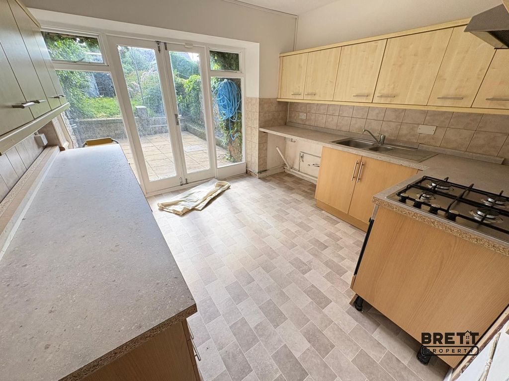 Additional image 4 of 2 bed terraced house to rent21 Commercial Row, Pembroke Dock, Pembrokeshire. SA72