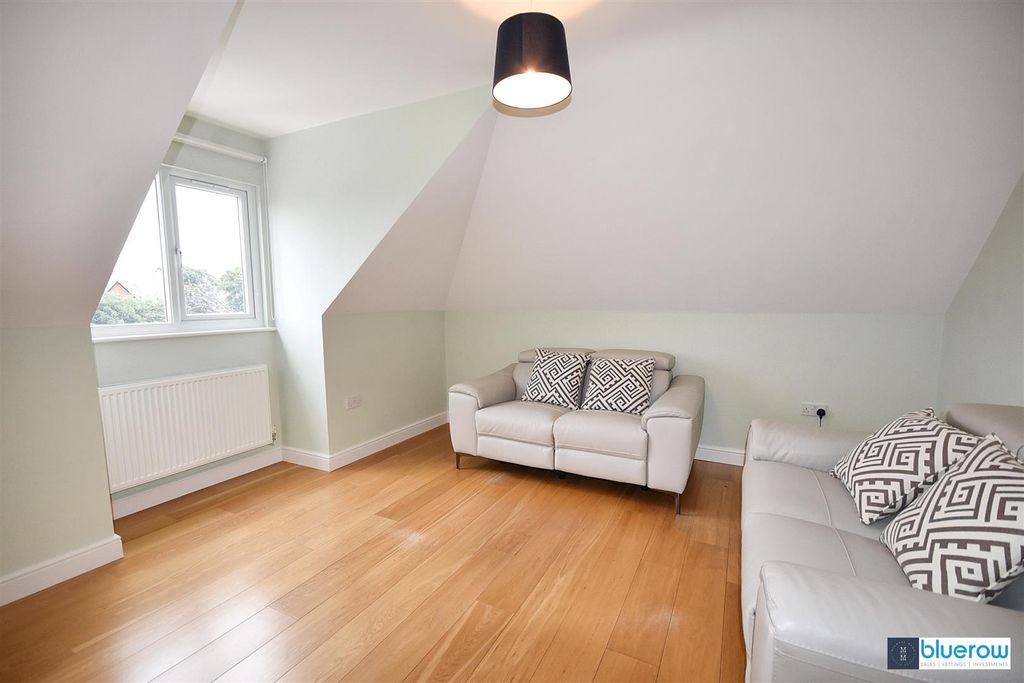 Additional image 16 of 4 bed flat to rentHall Road West, Liverpool L23