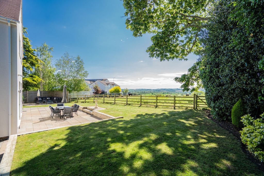 Additional image 47 of 6 bed detached house for saleOrchard Road, Pulloxhill, Bedford MK45