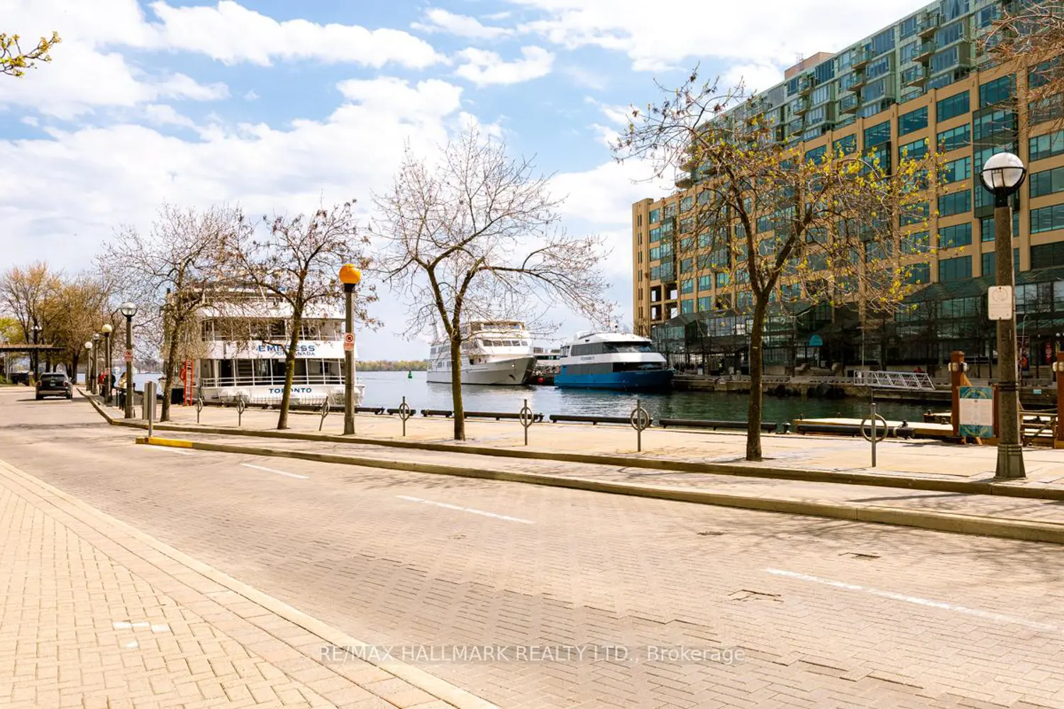 Additional image 19 of 228 Queens Quay 2707
