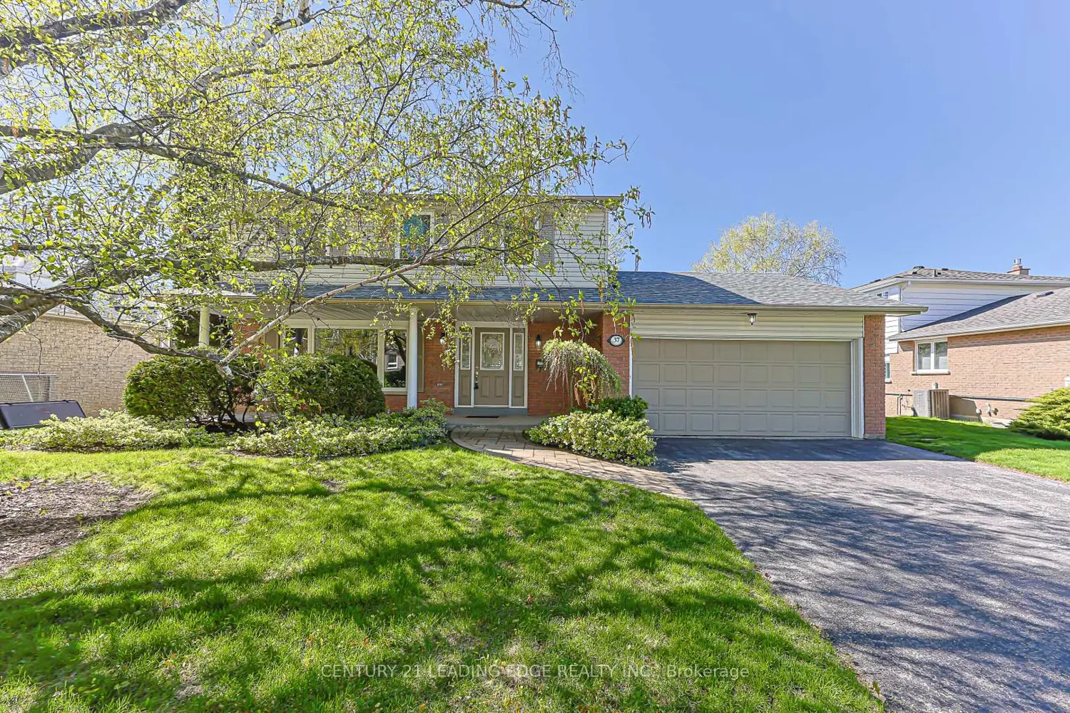 37 John Dexter Place