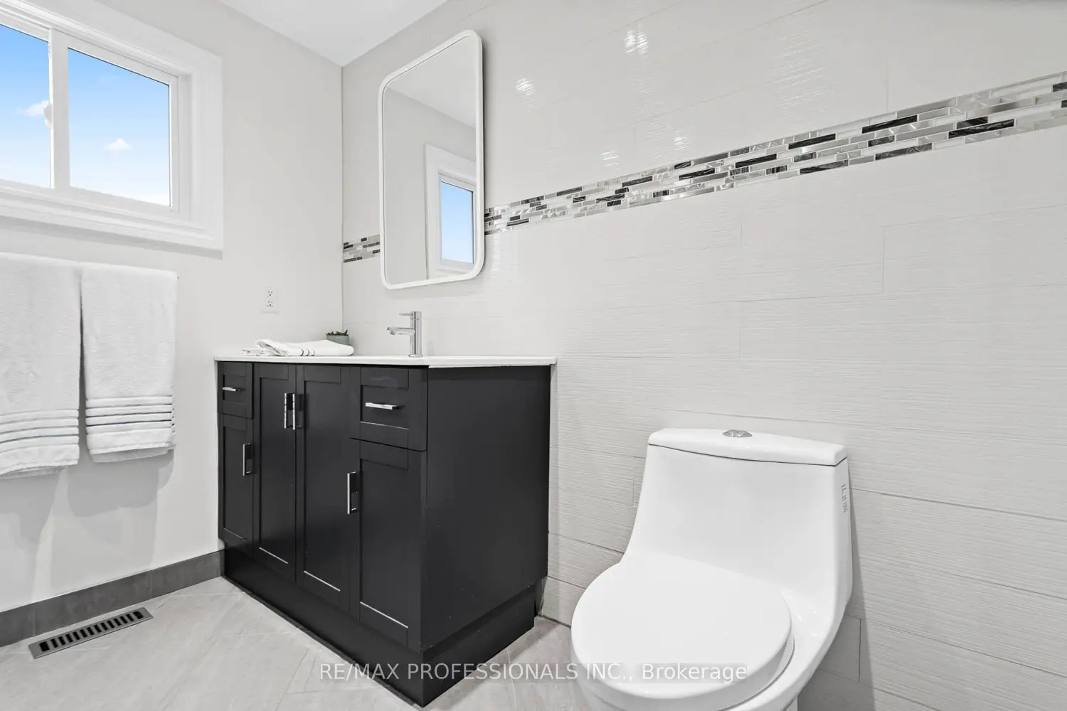Additional image 15 of 62 Caledon Crescent