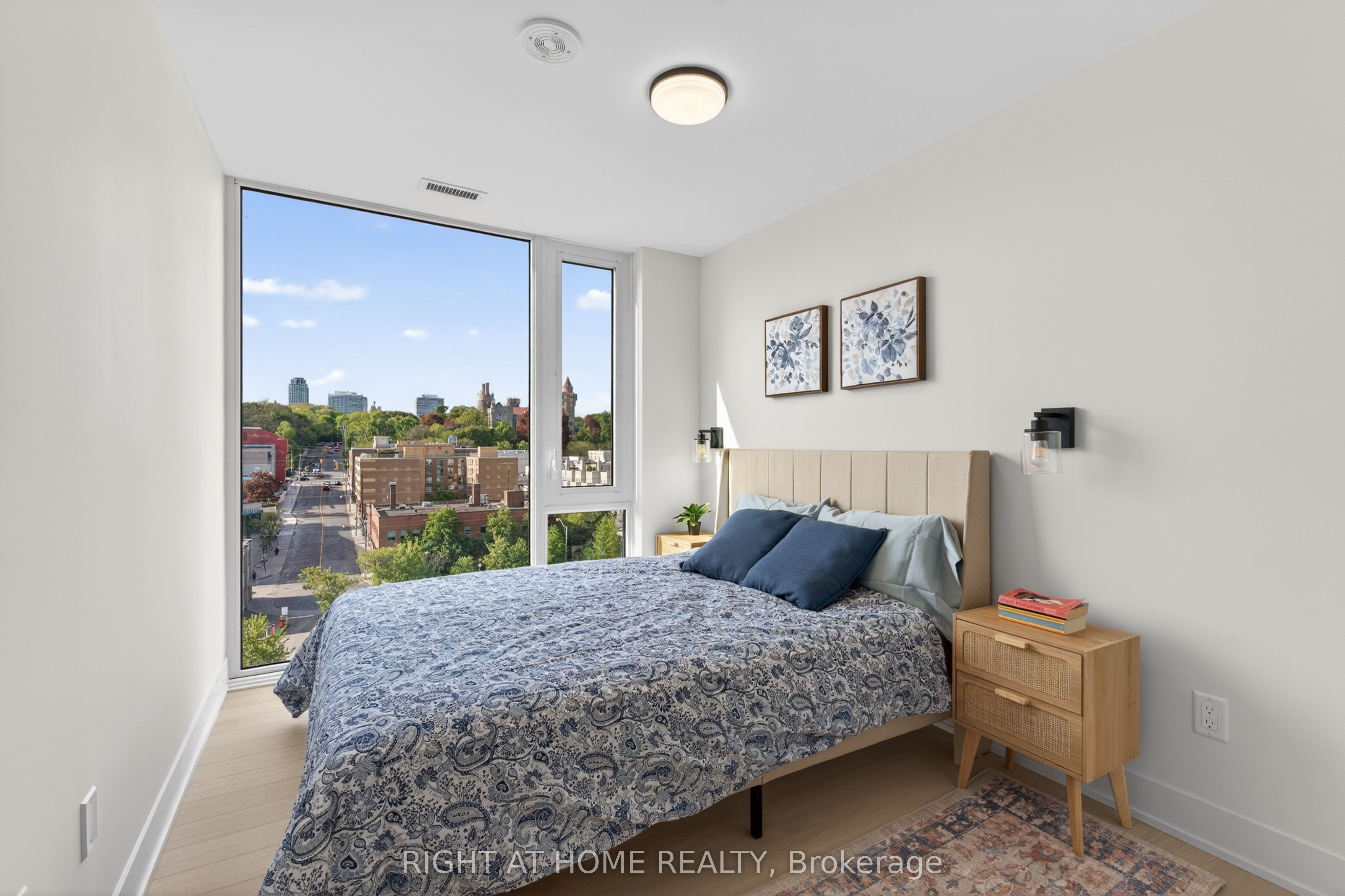 Additional image 5 of 806-322 Dupont Street, Toronto, ON, M5R 0E3