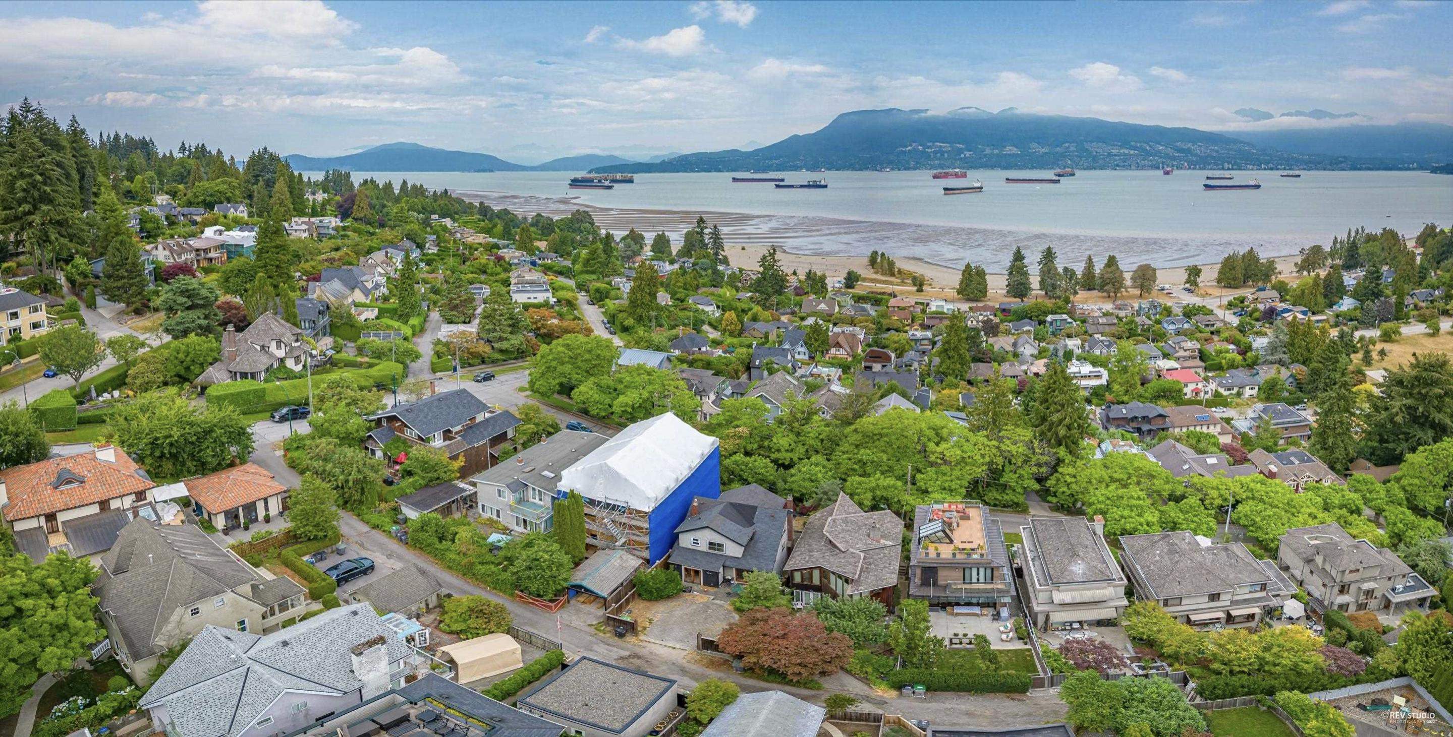 Additional image 2 of 4580 1st Avenue W, Vancouver, BC, V6R 1H8